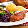 Weihnachtsgans mit Knödel