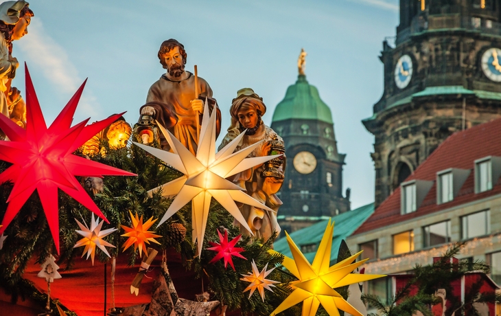 Striezelmarkt auf dem Altmarkt in Dresden, Deutschland