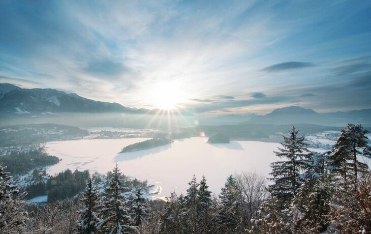 Blick auf den Faaker See