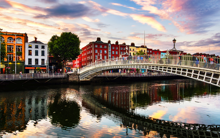 Ha Penny Bridge in Dublin