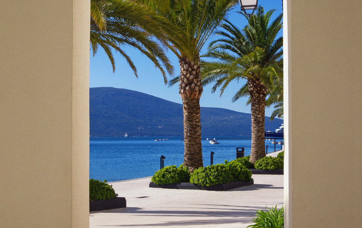 Strandpromenade in Tivat