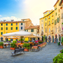 Piazza dell' Anfiteatro in Lucca