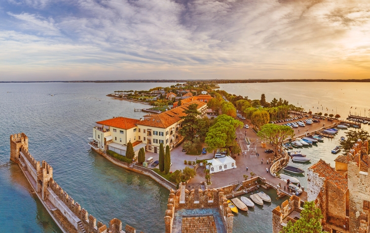 Blick über Sirmione am Gardasee