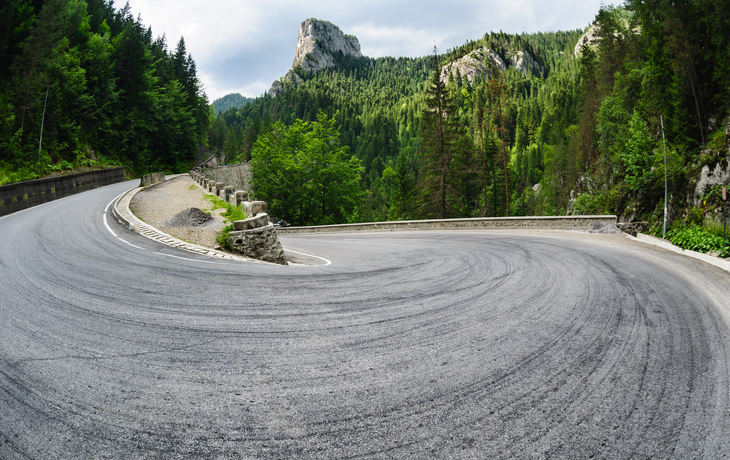 Serpentine in der Bicaz-Schlucht