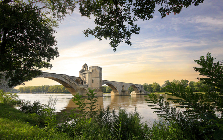 Pont Saint-Bénézet oder Pont d?Avignon in Avignon, Frankreich