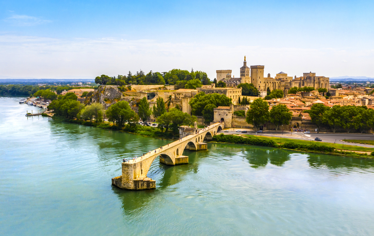 Pont Saint-Bénézet oder Pont d?Avignon in Avignon, Frankreich