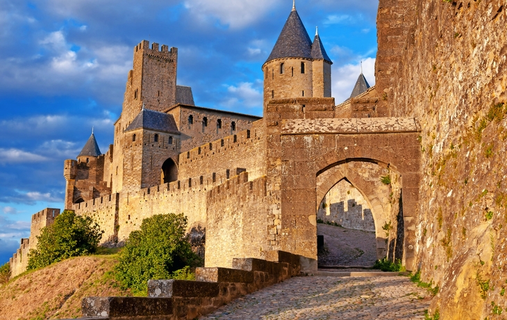 Tor von Aude am späten Nachmittag in Carcassonne