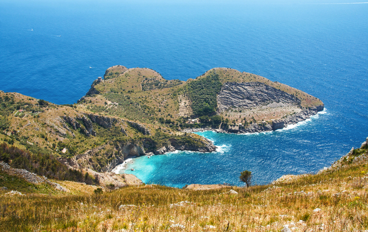 Bucht von Ieranto auf der Halbinsel von Sorrent