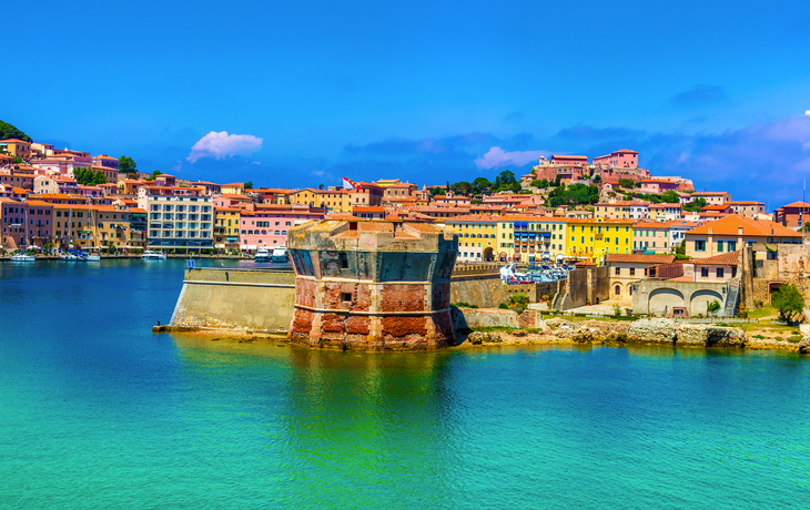 Panoramablick über die Stadt Portoferraio auf der Insel Elba