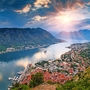 Kotor - eine befestigte Stadt an der Adriaküste Montenegros