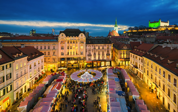 Weihnachtsmarkt in Bratislava, Slowakei