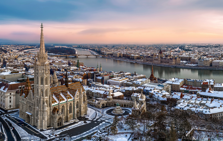 winterliche Fischerbastei in Budapest, Ungarn