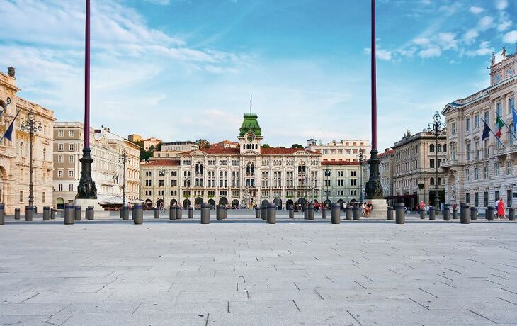 Rathaus am Platz der Einheit Italiens in Triest