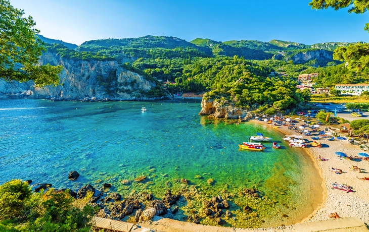 Paleokastritsa - ein Ferienort an der Westküste Korfus