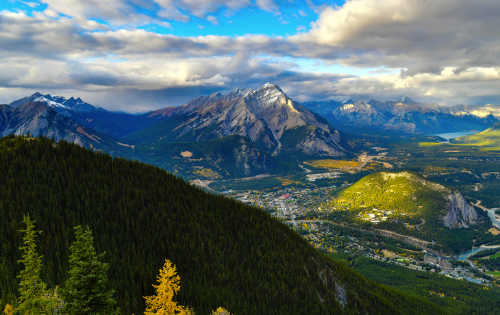 Blick auf Banff vom Sulphur Mountain