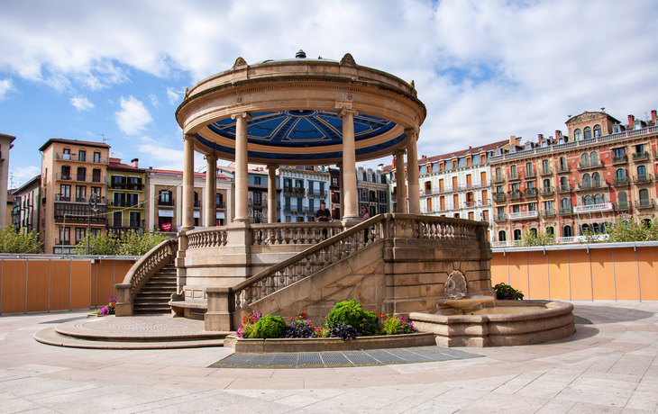 Musikpavillon auf dem Plaza del Castillo in Pamplona