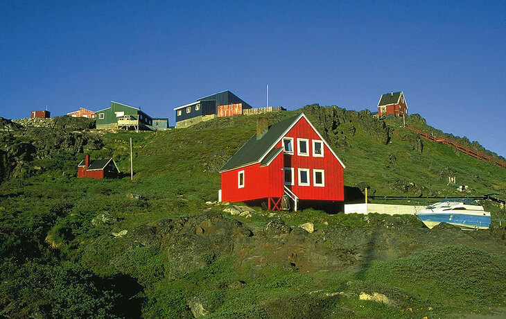 Siedlung an der Küste von Qaqortoq